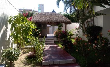 SE VENDE COMODO DEPARTAMENTO EN MANZANILLO