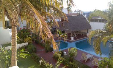 SE VENDE COMODO DEPARTAMENTO EN MANZANILLO