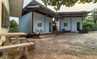2-Bedroom House with 2 Bungalows for Sale in Pai