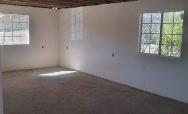 Casa en Venta en Tecate, Terreno 500 m², 4 Recámaras