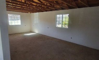 Casa en Venta en Tecate, Terreno 500 m², 4 Recámaras