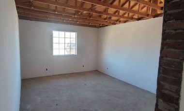 Casa en Venta en Tecate, Terreno 500 m², 4 Recámaras