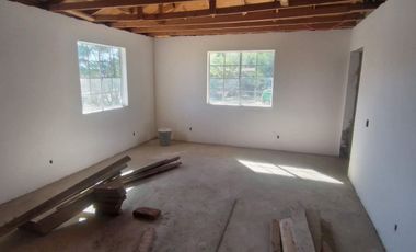 Casa en Venta en Tecate, Terreno 500 m², 4 Recámaras