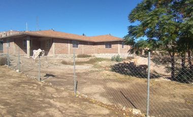 Casa en Venta en Tecate, Terreno 500 m², 4 Recámaras