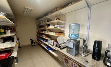 LAS CAÑADAS CASA EN VENTA CON HERMOSA VISTA A 3 MIN DEL COLEGIO