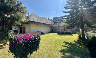 LAS CAÑADAS CASA EN VENTA CON HERMOSA VISTA A 3 MIN DEL COLEGIO