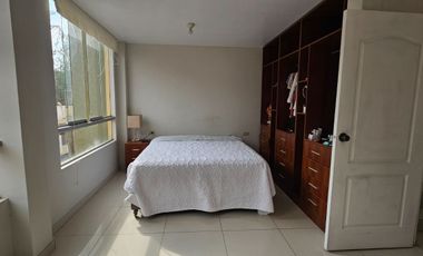 En Venta Casa En Esquina Dentro De Condominio Privado En Campiña De Moche (aipanaque)