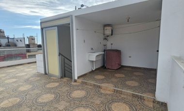 En Venta Casa En Esquina Dentro De Condominio Privado En Campiña De Moche (aipanaque)