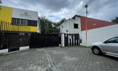 URDESA CENTRAL CIRCUNVALACION SUR Y TODOS LOS SANTOS VENDO AMPLIA Y PRECIOSA CASA RENTERA, EXCELENTES ACABADOS