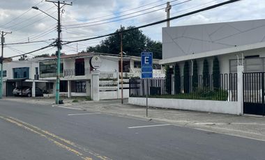 URDESA CENTRAL CIRCUNVALACION SUR Y TODOS LOS SANTOS VENDO AMPLIA Y PRECIOSA CASA RENTERA, EXCELENTES ACABADOS