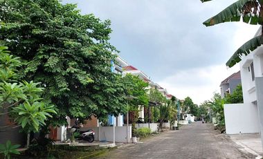 Rumah Hook Mewah di Merapi Regency dekat Jalan Kaliurang