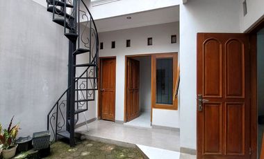 Rumah Hook Mewah di Merapi Regency dekat Jalan Kaliurang
