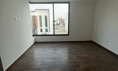 VENTA PRECIOSA CASA EN FRACCIONAMIENTO EL SUSPIRO OPORTUNIDAD