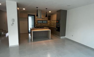 VENTA PRECIOSA CASA EN FRACCIONAMIENTO EL SUSPIRO OPORTUNIDAD