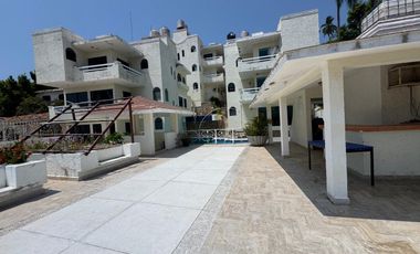 EN VENTA VILLA DE 3 NIVELES EN ACAPULCO TRADICIONAL ENTRE AVENIDA COSTERA MIGUEL ALEMAN Y LA QUEBRADA