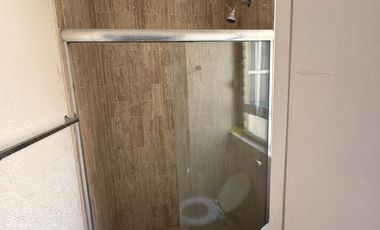 EN VENTA VILLA DE 3 NIVELES EN ACAPULCO TRADICIONAL ENTRE AVENIDA COSTERA MIGUEL ALEMAN Y LA QUEBRADA