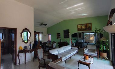 CASA DE UNA SOLA PLANTA EN GUACAMAYAS FRACCIONAMIENTO JUNTO AL RIO