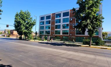 ARRIENDO DE OFICINA EN HUECHURABA,A MTS. DE FONTOVA, CON 1 EST.