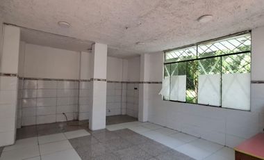 EN VENTA AMPLIA CASA EN VENTANILLA
