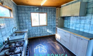 SE ARRIENDA ESPECTACULAR PARCELA CON 2 CASAS Y UN TALLER O ESPACIO MULTIFUNCIONAL