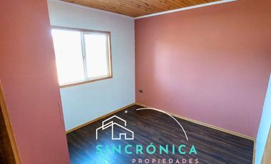 SE ARRIENDA ESPECTACULAR PARCELA CON 2 CASAS Y UN TALLER O ESPACIO MULTIFUNCIONAL