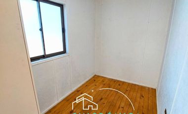 SE ARRIENDA ESPECTACULAR PARCELA CON 2 CASAS Y UN TALLER O ESPACIO MULTIFUNCIONAL