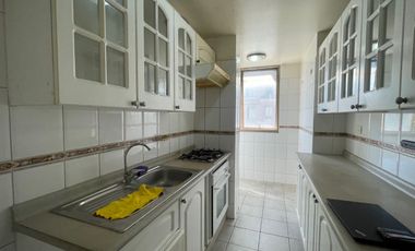 ARRIENDO DEPARTAMENTO FAMILIAR 2D 2B EN SECTOR RESIDENCIAL DE SANTIAGO CENTRO
