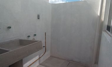 VENDO CASA EN CIUDAD NATURA, ZONA PONIENTE