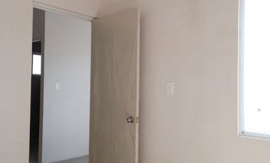 VENDO CASA EN CIUDAD NATURA, ZONA PONIENTE