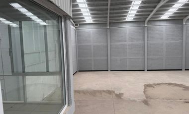 Bodega Industrial en Renta al Sur