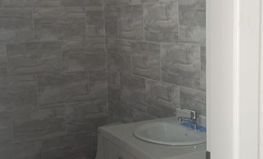 CASA EN VENTA SECTOR CARRETAS DETRAS CENTRO COMERCIAL PORTAL SHOPPING QUITO ECUADOR