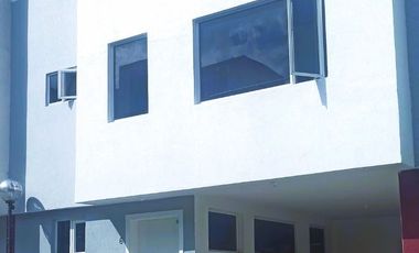 CASA EN VENTA SECTOR CARRETAS DETRAS CENTRO COMERCIAL PORTAL SHOPPING QUITO ECUADOR