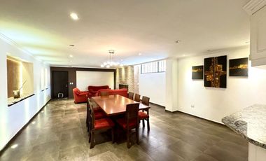 En Venta Departamento Dúplex en Cuenca Sector Zona Rosa
