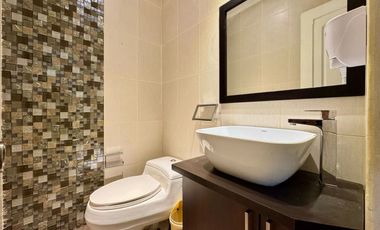En Venta Departamento Dúplex en Cuenca Sector Zona Rosa