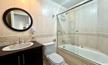 En Venta Departamento Dúplex en Cuenca Sector Zona Rosa