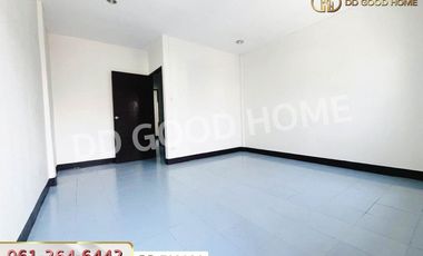 DD-793926 Townhouse Supalak City Lamlukka-Klong 7 Pathum Thani near Chatchawan Market