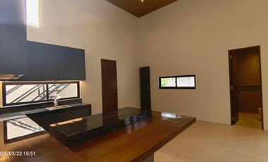 STUNNING BUNGALOW WITH MEZZANINE FOR SALE IN BF HOMES, Las Piñas