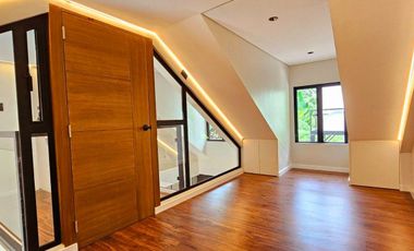 TOWNHOUSE FOR SALE in Parañaque City