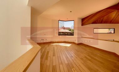 Gran casa en renta en condominio en Pico de Sorata, Jardines de la Montaña, CDMX.