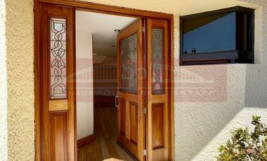 Gran casa en renta en condominio en Pico de Sorata, Jardines de la Montaña, CDMX.