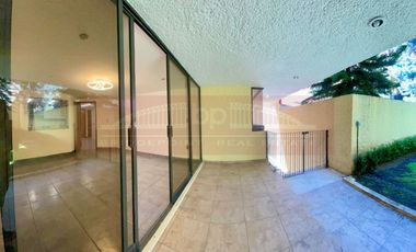 Gran casa en renta en condominio en Pico de Sorata, Jardines de la Montaña, CDMX.