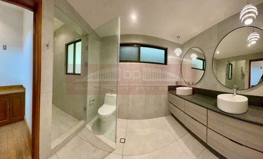 Gran casa en renta en condominio en Pico de Sorata, Jardines de la Montaña, CDMX.