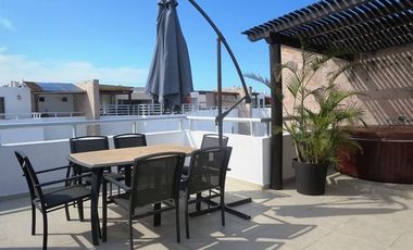 Exclusivo Penthouse Moderno en Flamingos Residencial con Terraza privada y Jacuzzi y Amenidades de Lujo