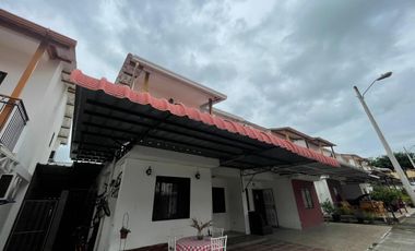 Casa en venta en urbanización ¡DE OPORTUNIDAD!