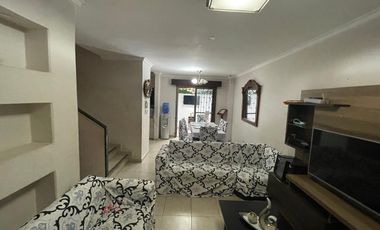 Casa en venta en urbanización ¡DE OPORTUNIDAD!