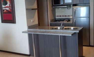 Suite Amoblada en Alquiler en la Urbanización Santa Cecilia en los Ceibos, 1 Habitación, 1 Baño, Parqueo, Seguridad, Norte de Guayaquil