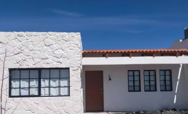 CASA DE UN PISO EN EL ENCINO RESIDENCIAL