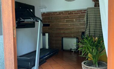HERMOSA CASA MEXICANA, AMUEBLADA, EN LA CAÑADA, CUERNAVACA