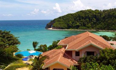 Condo Studio Unit with Balcony and 2 Beds
