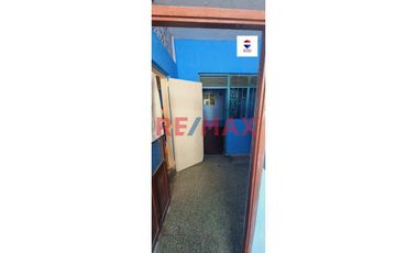 Venta De Casa De 2 Pisos En Urb Faustino Piaggio F3-8 Talara -Cerca A Plaza Vea // ID: 1134220